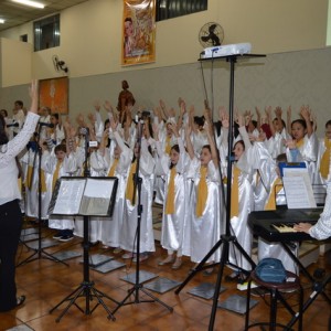 MISSA EM HOMENAGEM AS MÃES