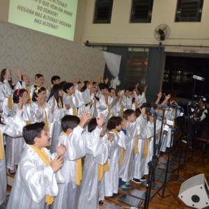 MISSA EM HOMENAGEM AS MÃES