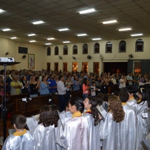 MISSA EM HOMENAGEM AS MÃES