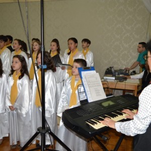 MISSA EM HOMENAGEM AS MÃES