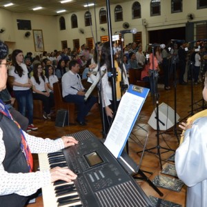 MISSA EM HOMENAGEM AS MÃES