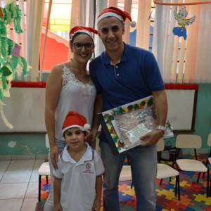 ENTREGA DAS ATIVIDADES DE 2016 E APRESENTAÇÃO DE NATAL