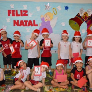 ENTREGA DAS ATIVIDADES DE 2016 E APRESENTAÇÃO DE NATAL