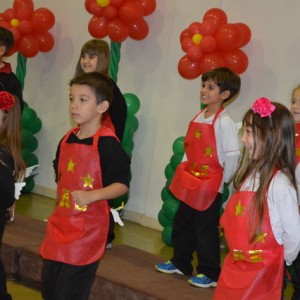 HOMENAGEM DA EDUCAÇÃO INFANTIL ÀS MÃES