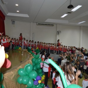 HOMENAGEM DA EDUCAÇÃO INFANTIL ÀS MÃES