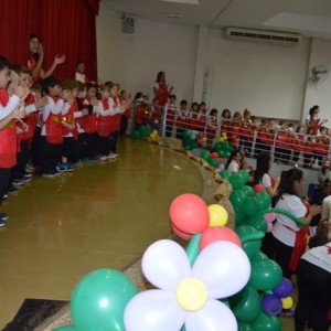 HOMENAGEM DA EDUCAÇÃO INFANTIL ÀS MÃES