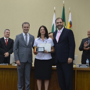 HOMENAGEM AOS 60 ANOS DO COLÉGIO FEITA PELA CÂMARA DE VEREADORES