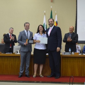 HOMENAGEM AOS 60 ANOS DO COLÉGIO FEITA PELA CÂMARA DE VEREADORES